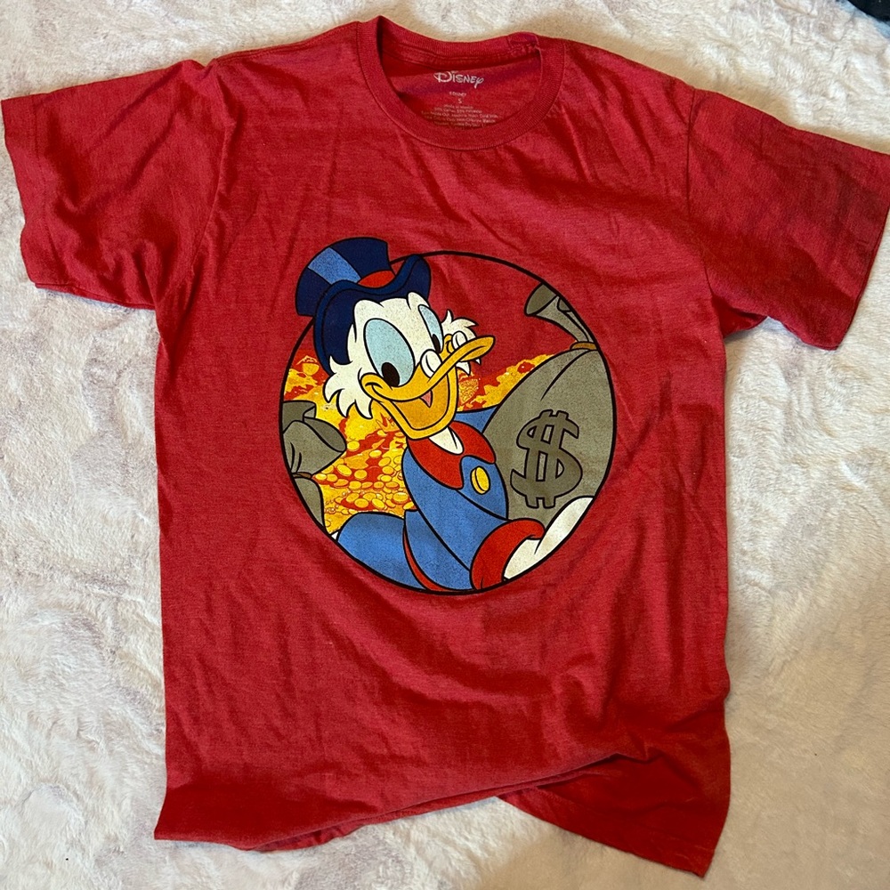 Disney tee shirt